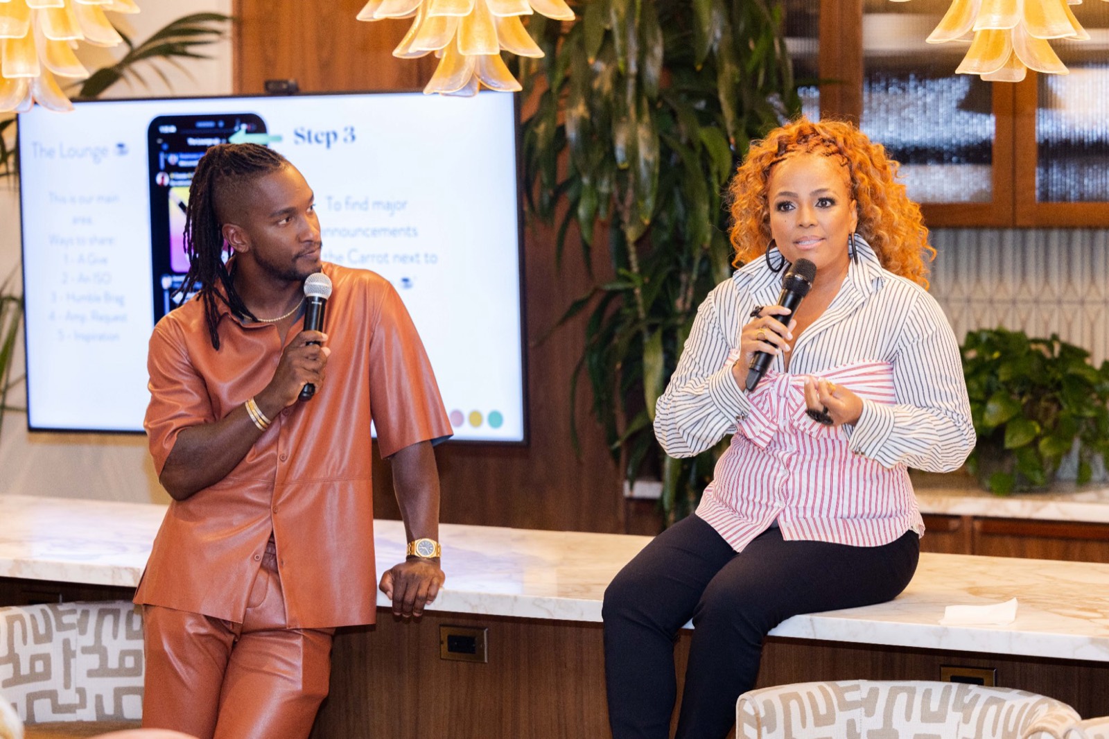 Scott Evans moderating a Creatricity conversation honoring Kim Fields